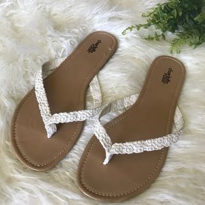 Charlotte Russe Flip Flops Size 11